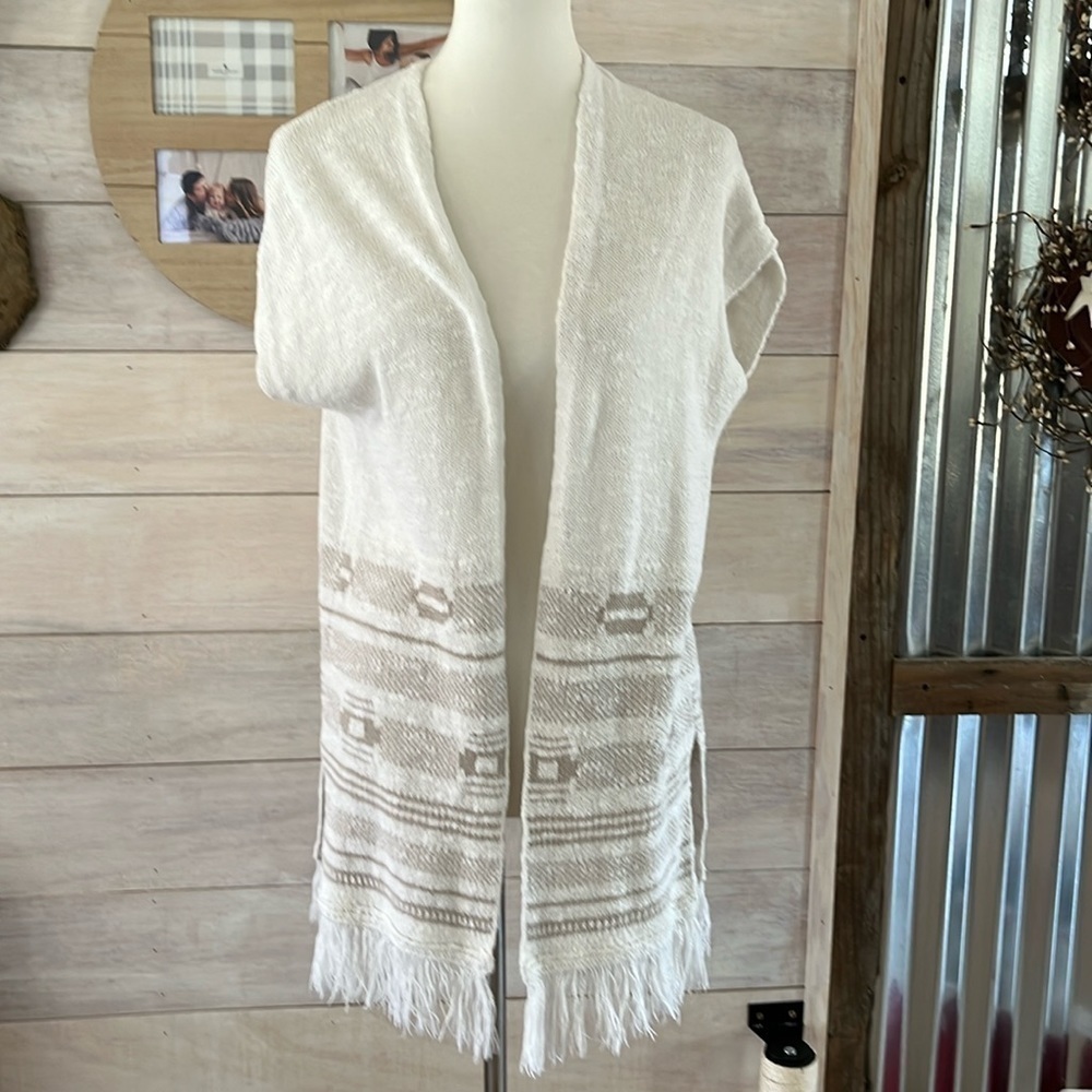 Old Navy White Sweater Vest XS-S